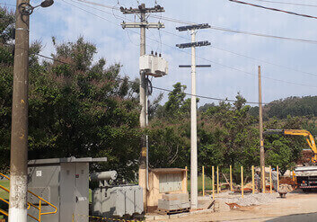 Poste Padrão de Energia